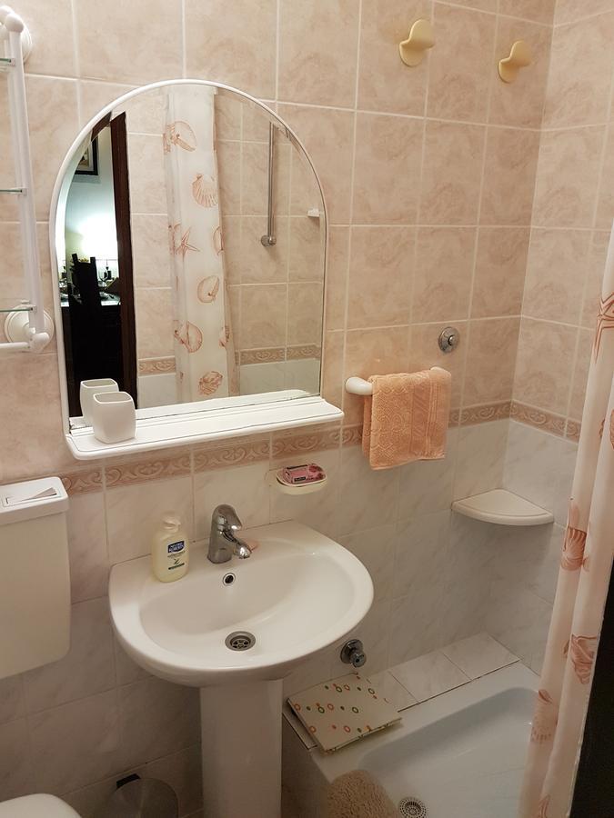 Classic Style Apartment Belgrado Buitenkant foto