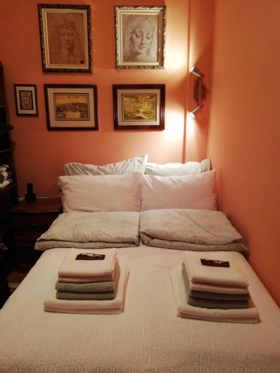 Classic Style Apartment Belgrado Buitenkant foto